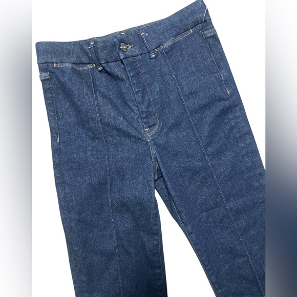 Express High Waisted Dark Wash Wide Leg Cropped Jeans Size 8 Short - Picture 2 of 6